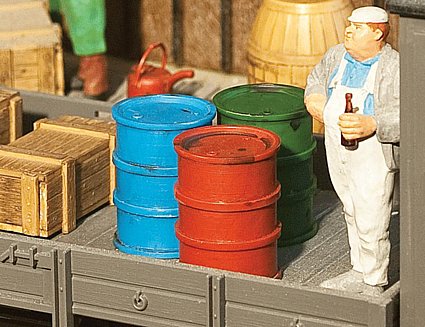 Pola 333203 G Oil Barrels & Oil Can (Set of 3)
