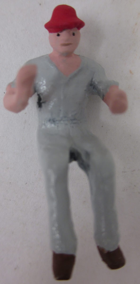 Kramer P-12 O Sitting Workman, Hardhat