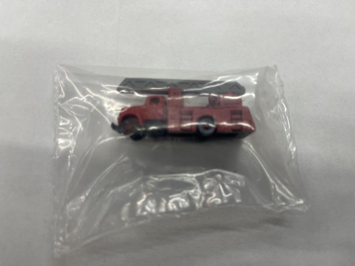Model Tech Studios D1152P 1950's Era Snorkel Fire Fighting Truck (Pre-Assembled)