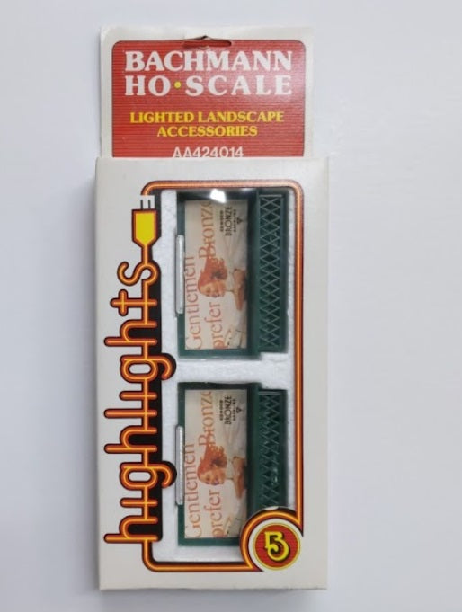 Bachmann 42414 Lighted Billboard Conoco Bronze Gasoline (Set of 2)