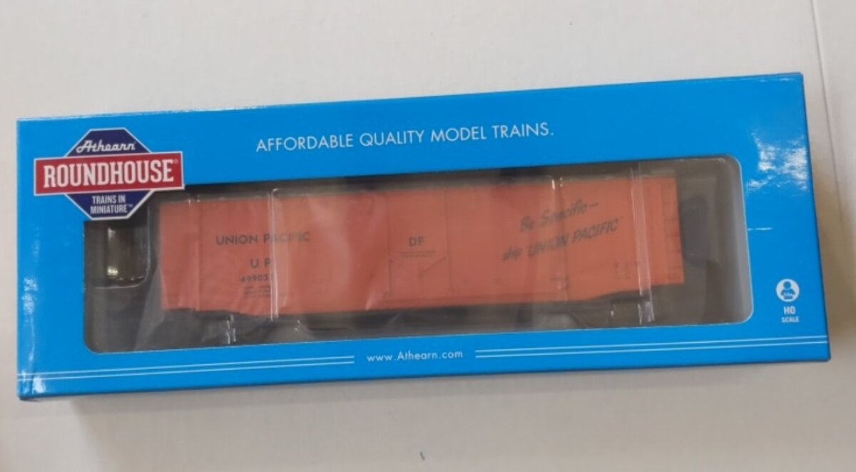 Roundhouse 15735 HO Union Pacific 50' PS Smooth Side Boxcar #499037