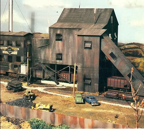 K&P Brick & Building Co. KP4815 O Mine Head Building Kit