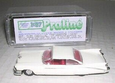 Praline 5101 HO Scale White Cadilliac 59 Hardtop