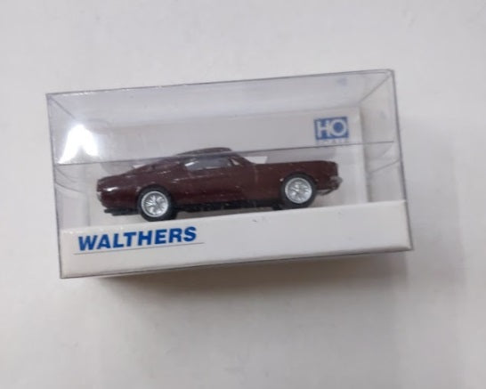 Walthers 933-1220 HO Maroon 1967 Ford Mustang Fastback