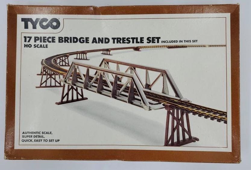Tyco 907 HO Scale 17 Piece Bridge And Trestle Set