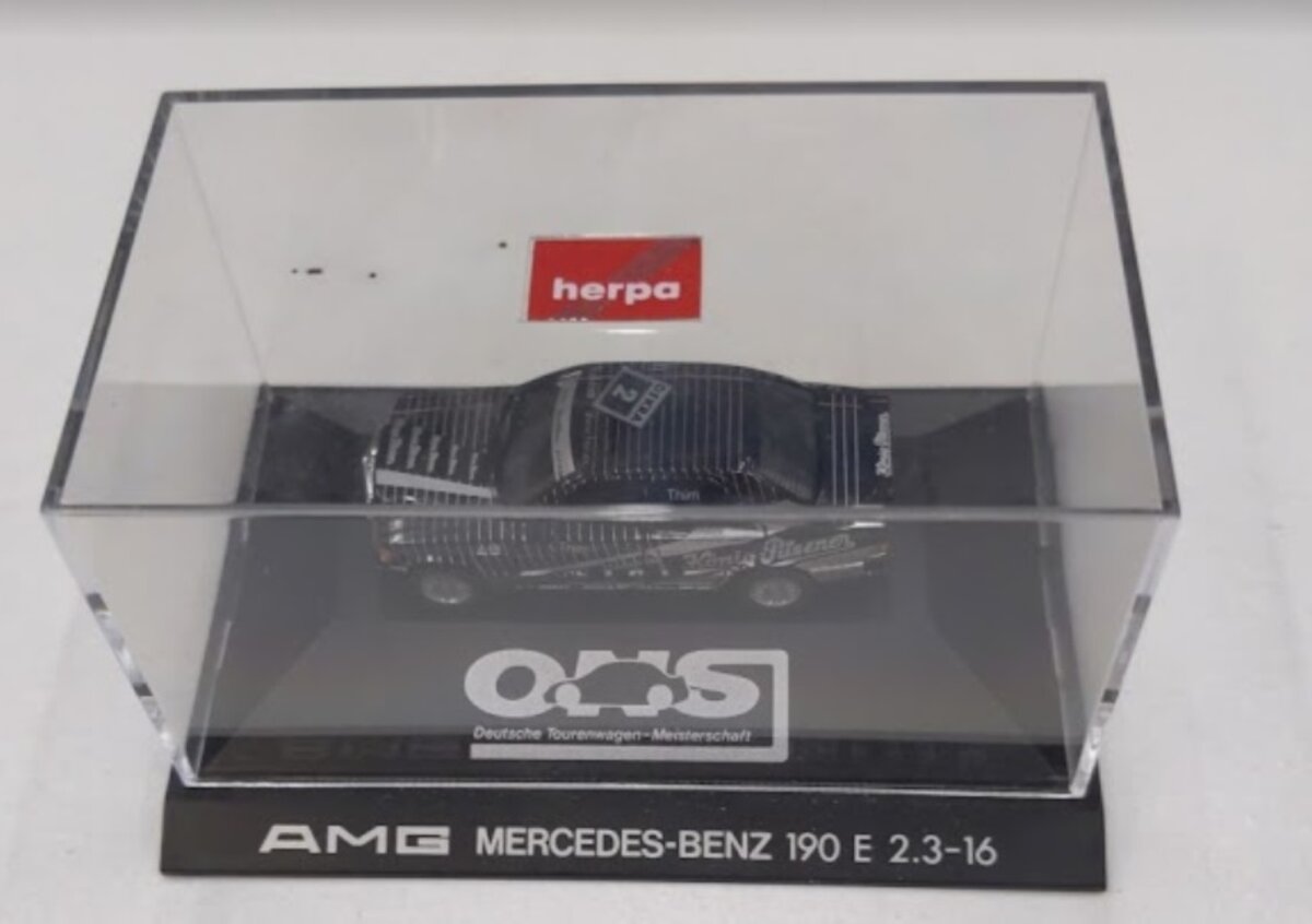 Herpa 3515 HO #2 AMG Mercedes-Benz 190 E 2.3-16 #2 Race Car