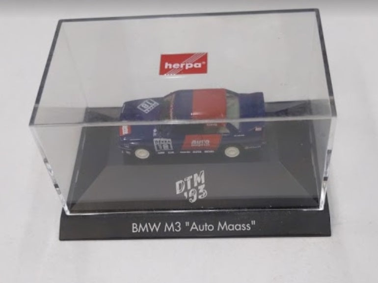 Herpa 035774 HO #18 1993 BMW M3 