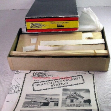 Chooch 6109 O Scale Wood Branchline Freight Station Kit