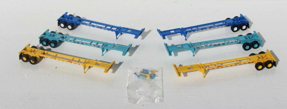 JTC Model Trains 402302 N 40'''' Container Chassis Assorment (Box of 6)