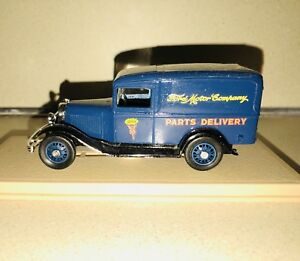 Elicor 1070 1:43 Ford Camionnette 1934 Ford Service