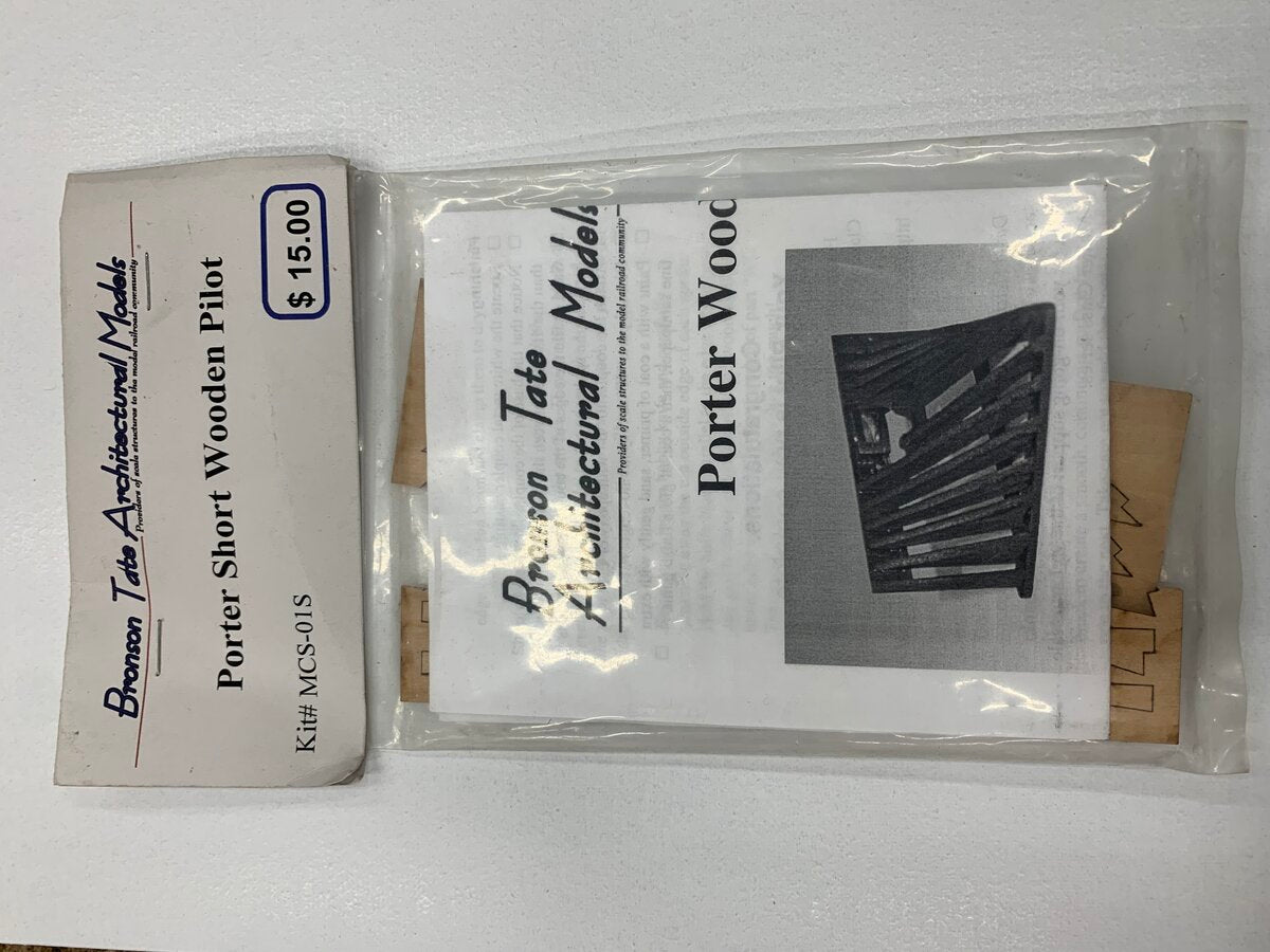 Bronson Tate MCS-01S G Scale Porter Short Wooden Pilot