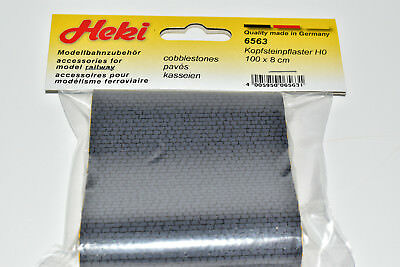 Heki 6563 HO Scale Cobbelstone Street