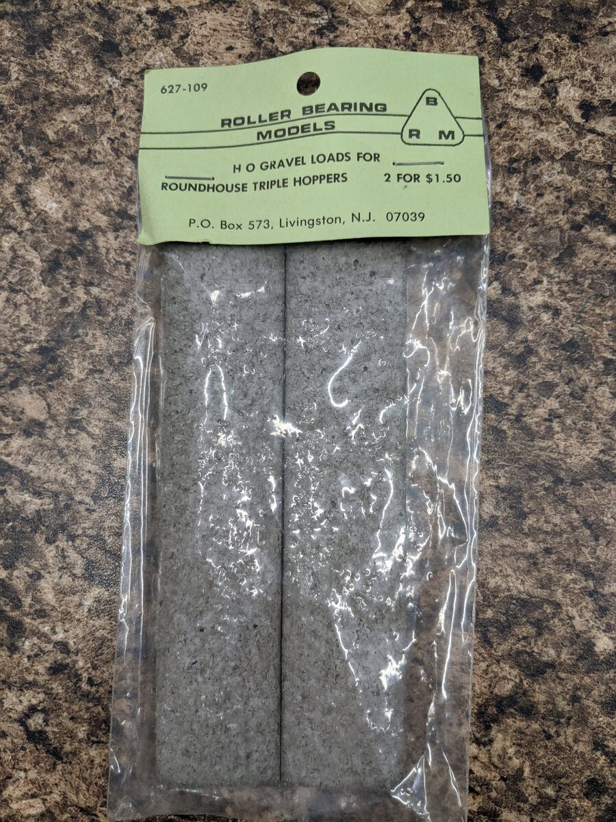 Roller Bearing Models 627-109 HO Gravel Loads for Roundhouse Triple Hoppers