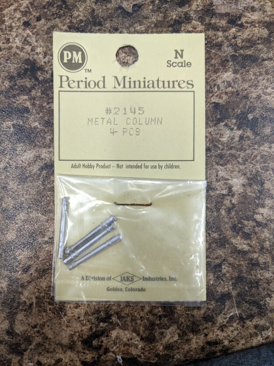 Period Miniatures 2145 N-Scale Metal Column 4 pcs