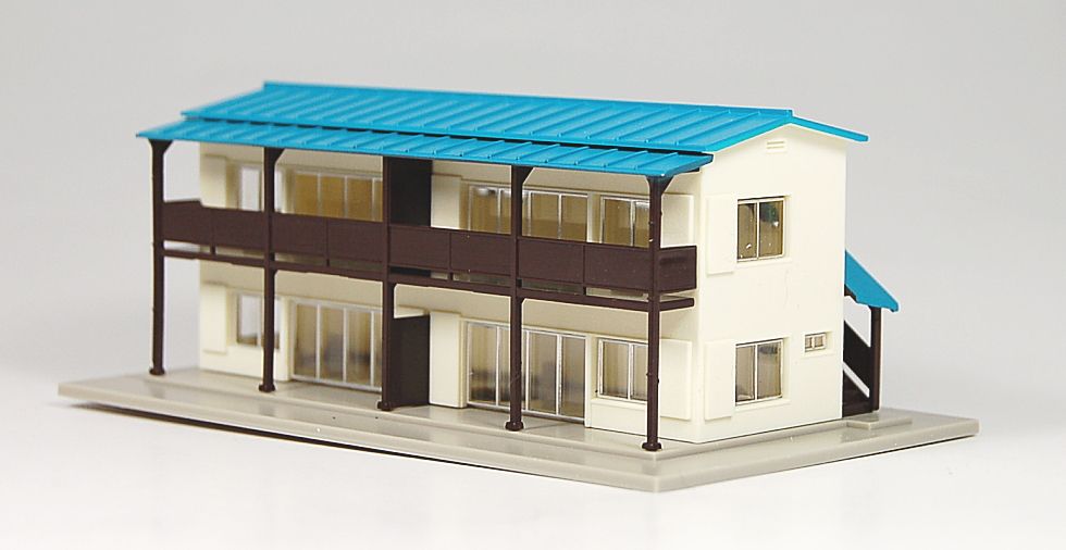 Tomix 4026 N Scale Built Up Apartments (Blue Roof)