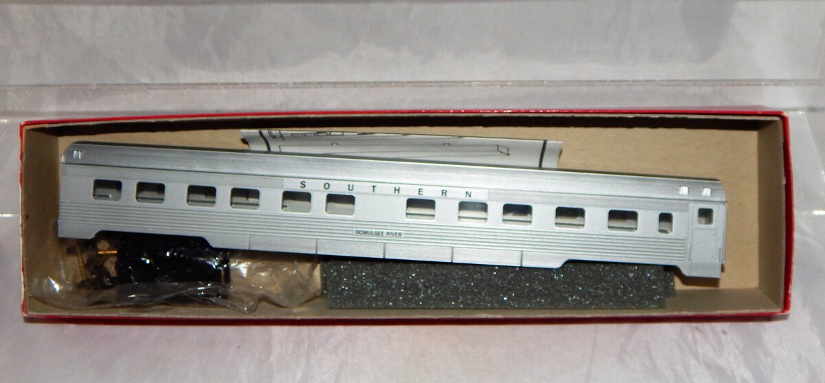 Branchline Trains 14092-2 HO Scale Southern Sleeper