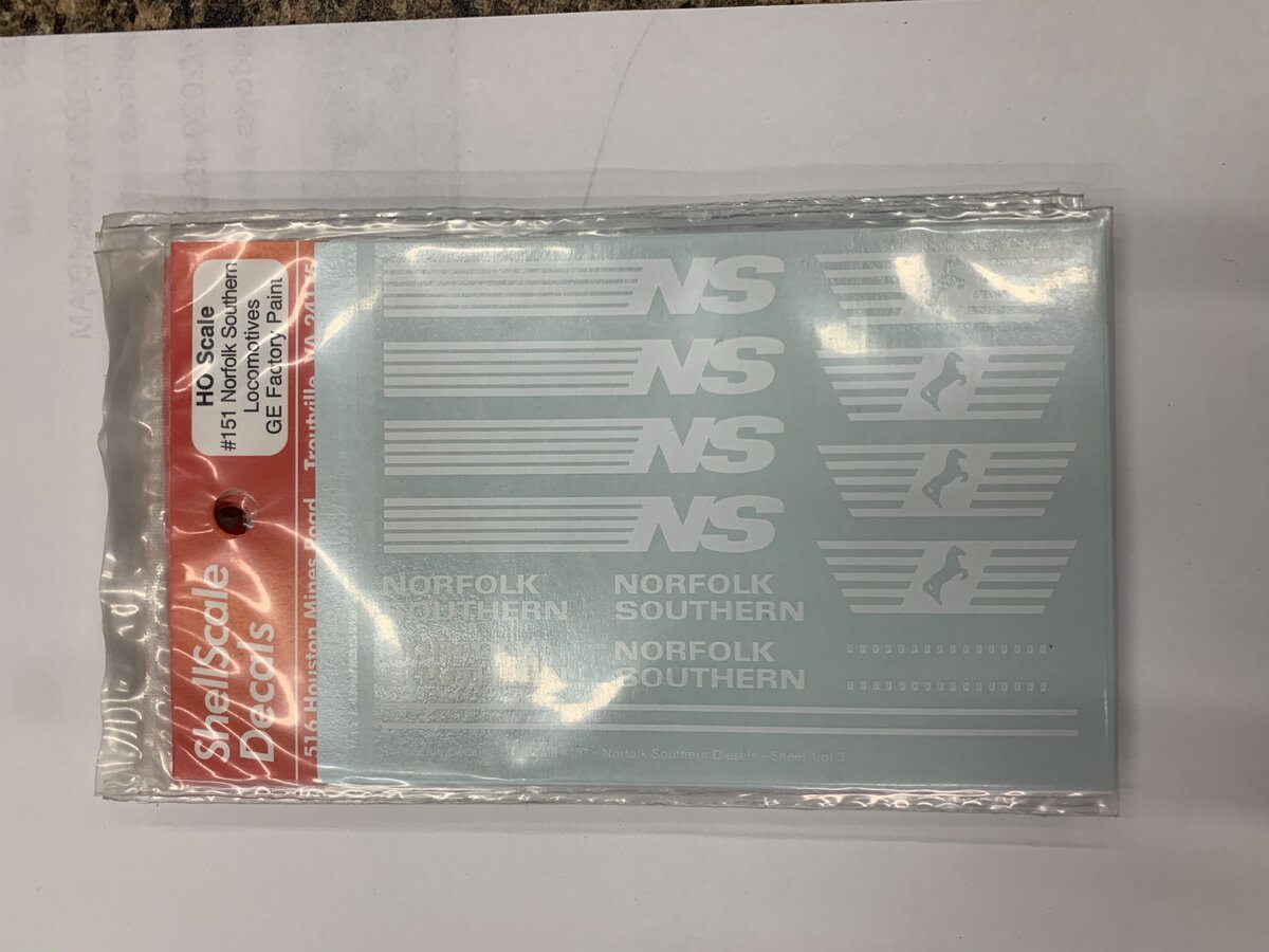 Shell Scale 151 HO Scale Norfolk Southern Locomotives GE Factory Paint