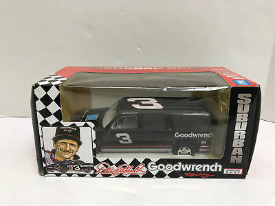 Brookfield 1:25 Scale Diecast Dale Earnhardt Goodwrench Racing Collectors Bank
