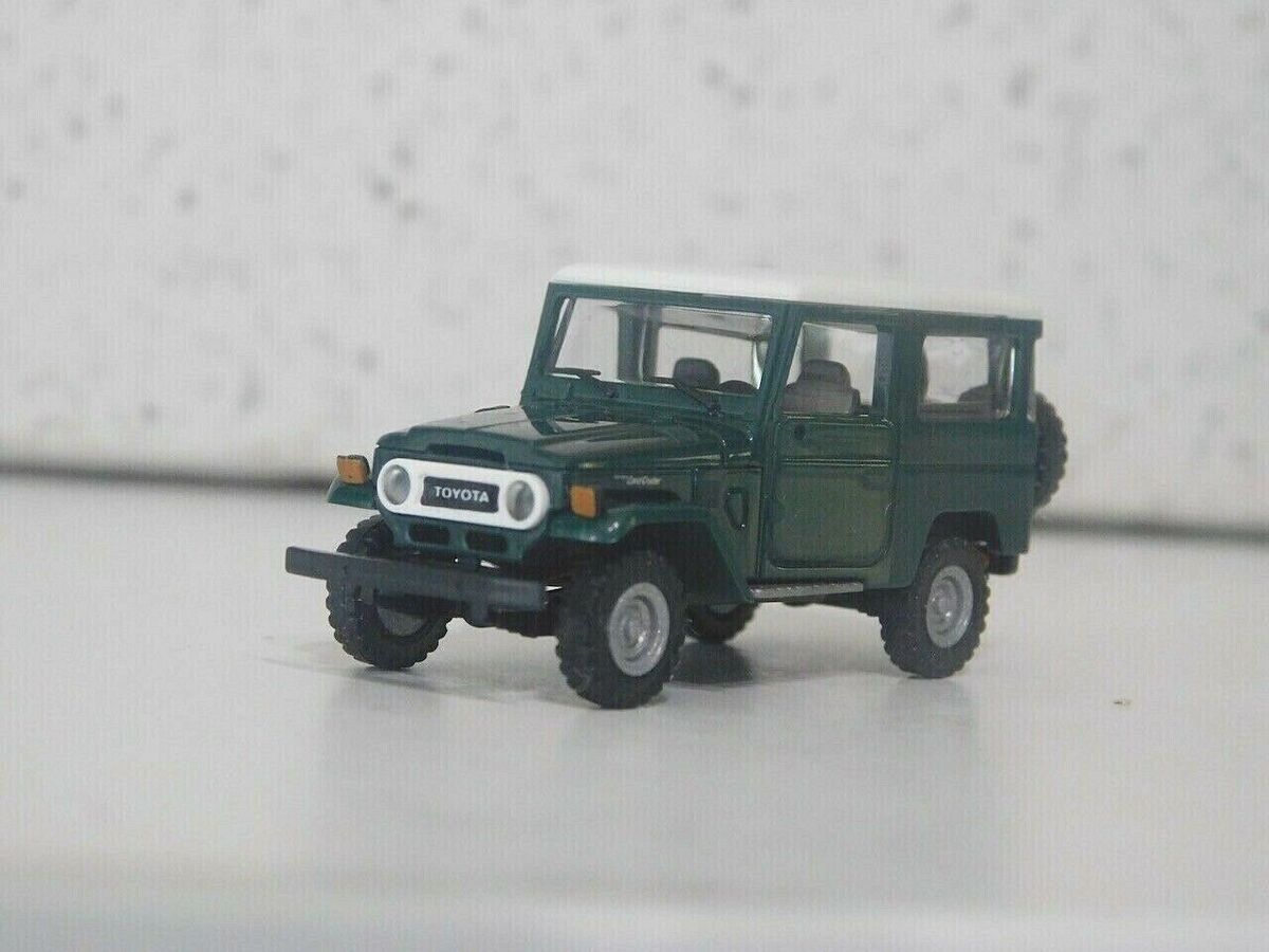 Busch 43000 HO Green Toyota Land Cruiser