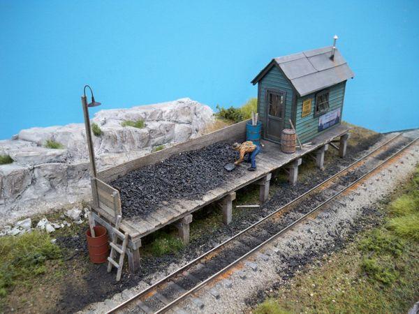FOS Scale Limited QK6 HO Scale Brewer's Coaling Platform Building Craftsman Kit