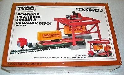 Tyco 903 HO Operating Piggyback Loader and Unloader Depot Model Kit ...