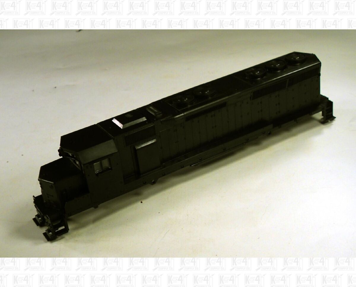 Athearn 41800 HO Locomotive Body SD45