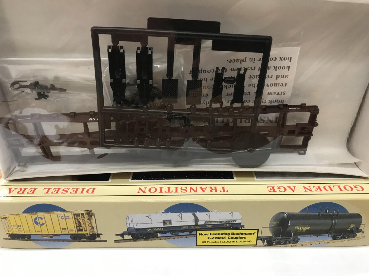 Walthers 932-3771 HO Scale GSC 54' Norfolk Southern Flat Car