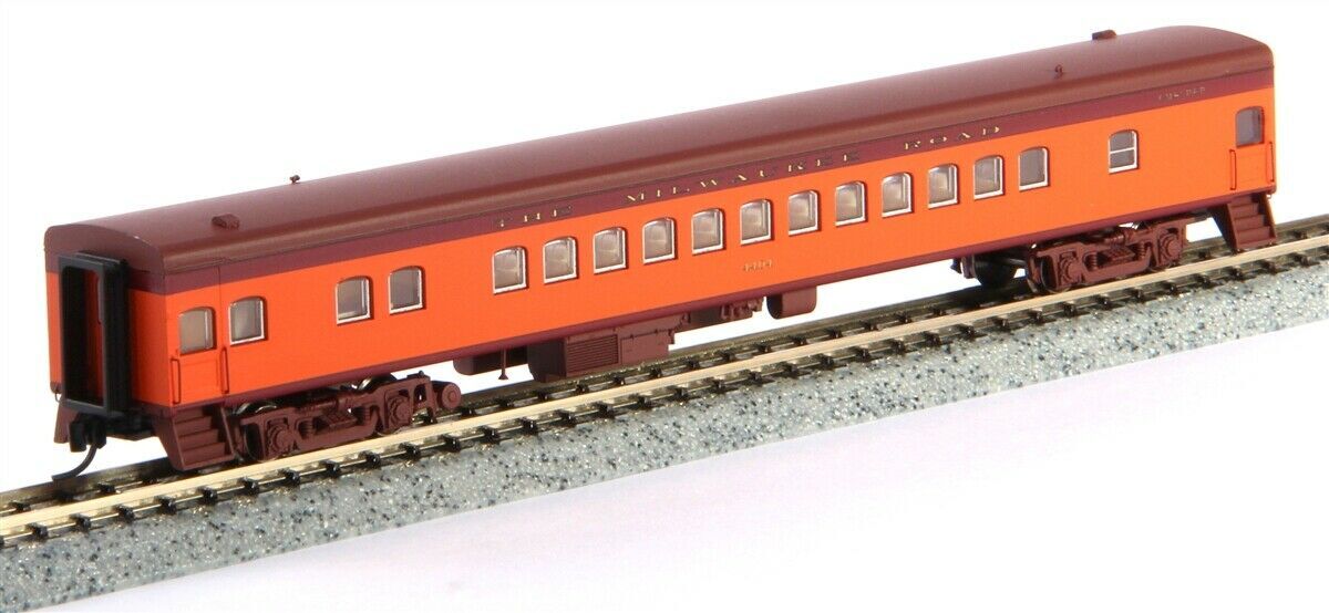 Fox Valley Models 40033 HO 1935 Milwaukee Road Hiawatha Streamlined Coach #4404