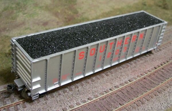F+N Models 81720 HO Walthers 50' Gondola Resin Coal Load (Pack of 2)