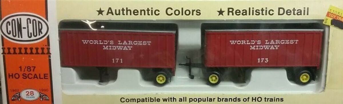 Con-Cor 0004-008134 HO Worlds Largest Midway 27ft. Ribbed Trailer (Set of 2)