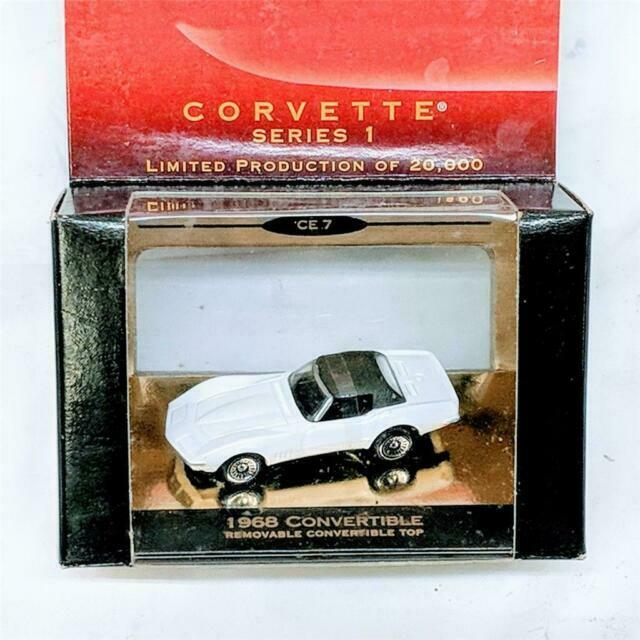 Micro Machines 74287 1968 Convertiable with Removable Convertiable Top