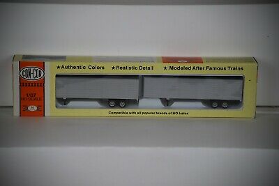 Con-Cor 0004-008250 HO Ribbed Side Trailer Undecorated