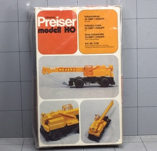 Preiser 1138 HO Krupp 35 GMT-I Industry Crane Plastic Model Kit