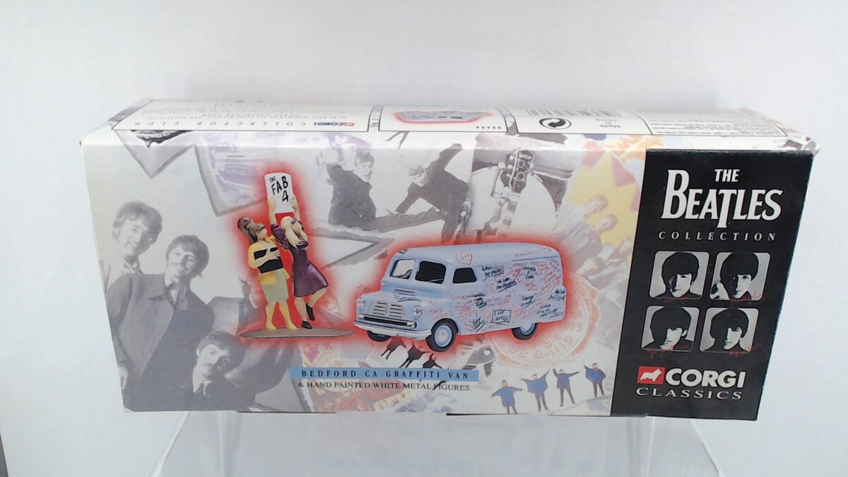 Corgi 05606 The Beatles Collection Bedford CA Graffiti Van