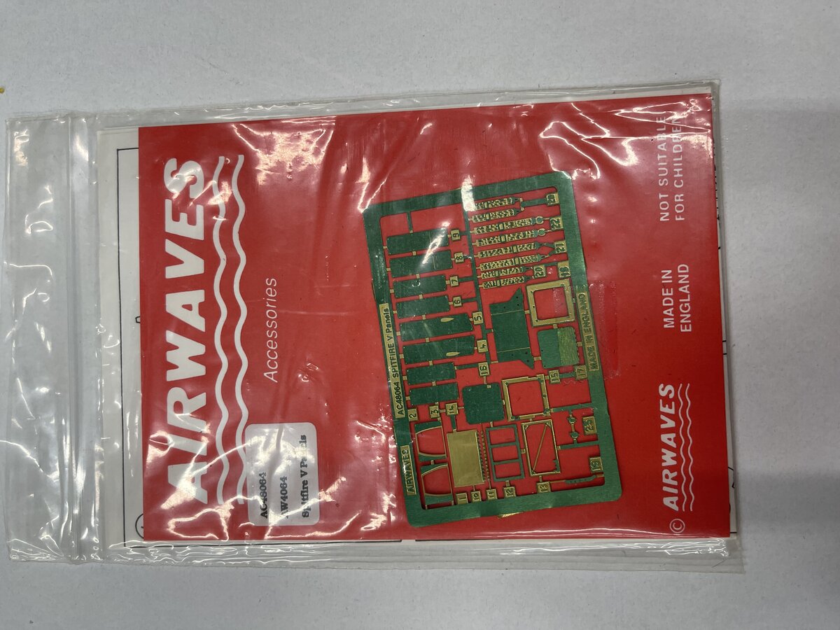 Airwaves AC48064 AW 4064 Spitfire V Panels Aircraft Accessory Kit Detail Parts
