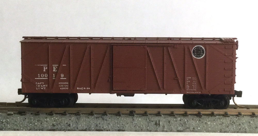 Micro-Trains 02800090 N Pacific Electric 40' Single Door Boxcar #10019