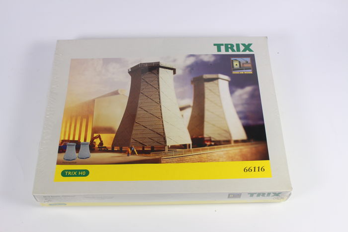 Trix 66116 HO Cooling Towers Kit