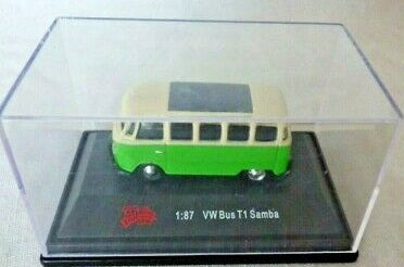 Malibu International 108 1:87 Scale Green/Cream VW Bus T1 Samba