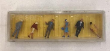 Preiser 0116 HO Walking Travelers Figures (Set of 6)