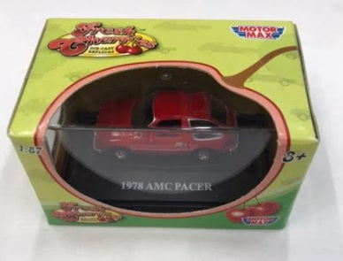 Motor Max 1:87 Fresh Cherries Red 1978 AMC Pacer