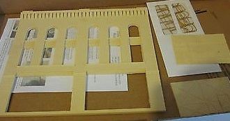 Chooch 776 O Scale City Movers Building Façade Kit
