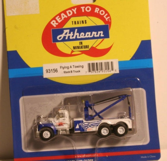 Athearn 93156 1:87 Flying A Towing Mack B Truck