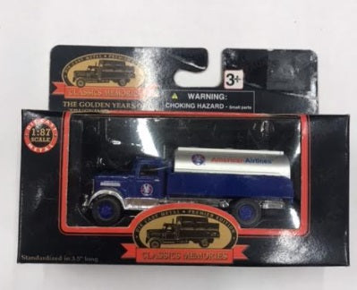 Classic Memories KB02A-0010 1:87 American Airlines Truck