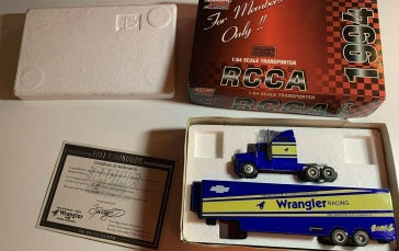 Racing Collectibles 1:94 Dale Earnhardt 1994 Transporter