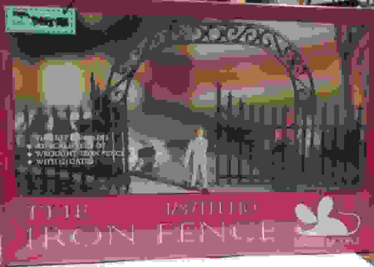 Mouse Models 002 HO IRON FENCE