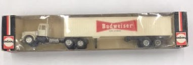 Herpa 850 223 HO Budweiser Kenworth Tractor & Trailer