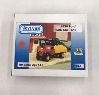 Sylvan Scale Models V-252 1:87 1939 Ford With Gas Tank Kit