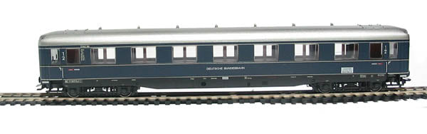 Trix 15739-01 N Rheingoldwagen 1952 EP. III
