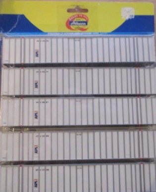 Athearn 2678 HO APL Stoughton 53' Exterior-Post Container 5 Pack
