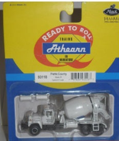 Athearn 93118 HO Platte County Mack R Cement Truck